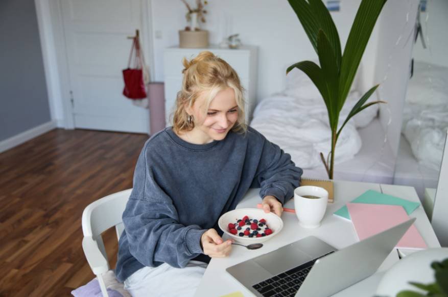 Why Overstimulation Feels So Mentally Exhausting