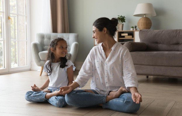 How to Meditate Properly at Home and Feel Calm