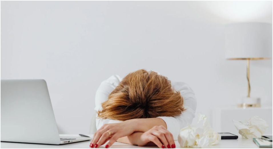 signs of emotional burnout