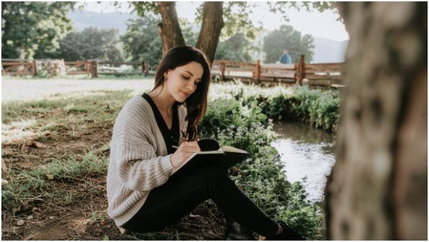 Emotional Processing Prompts That Pulled Me Out of Mental Loops